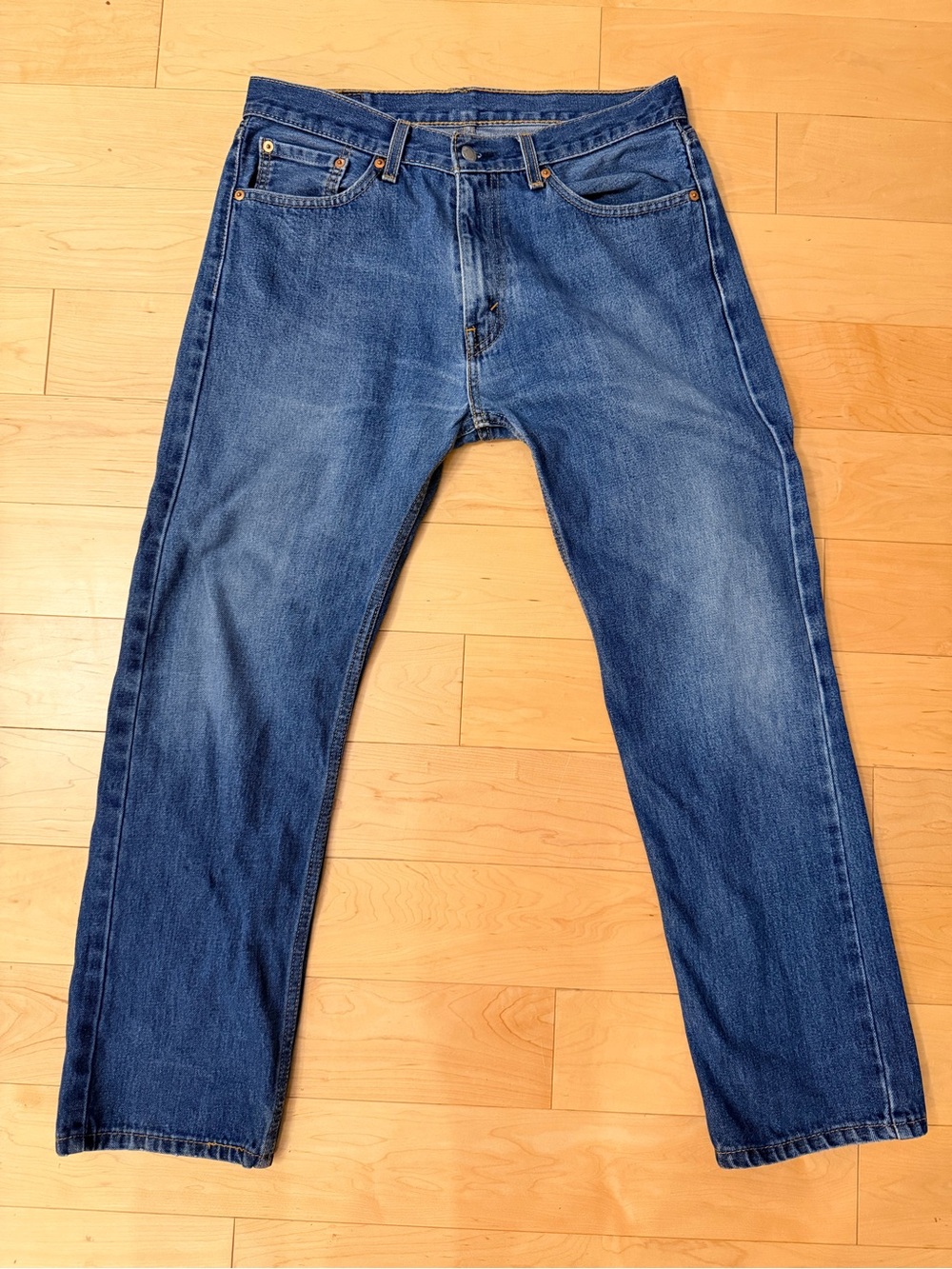 Levi's 505 Men's Regular Fit Straight Leg Jeans Medium Wash Size 33x29
